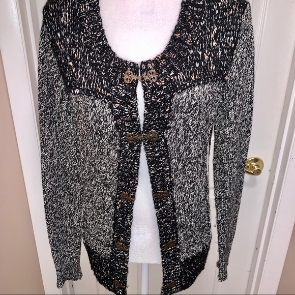 Buckle BKE/BOUTIQUE Crochet/Knit Black & Cream Cardigan Sweater - Picture 4 of 7